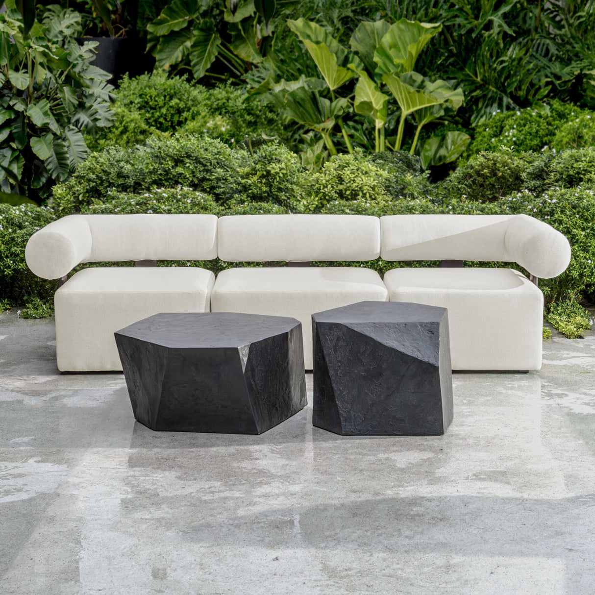 Faceted Concrete Indoor/Outdoor Coffee Table | Oroa.com