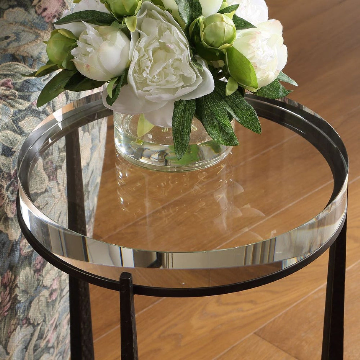 Modern European furniture - Crystal Top Accent Table - www.oroa.com