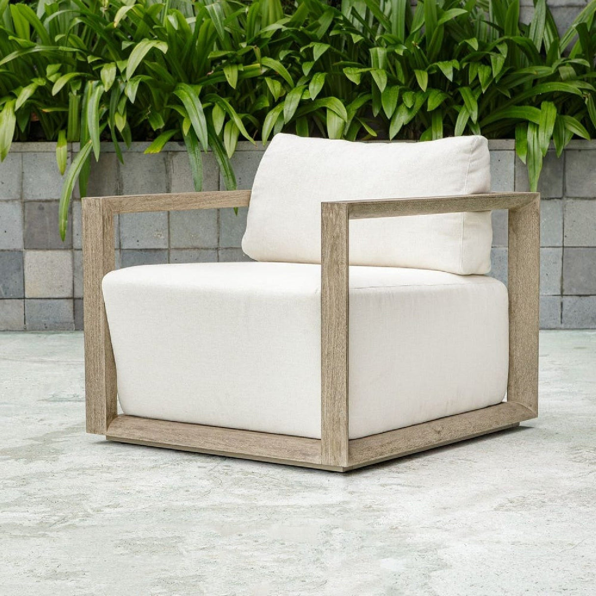 Modern European furniture - White Cushioned Outdoor Lounge Chair - www.oroa.com