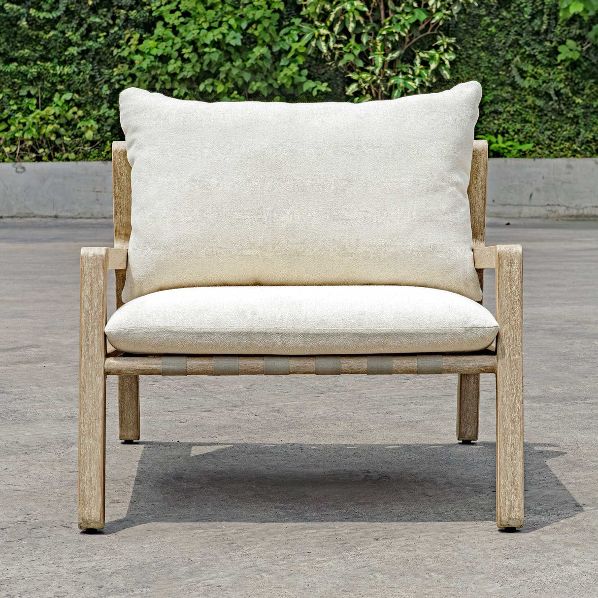 Modern European furniture - Mahogany Framed Outdoor Lounge Chair - www.oroa.com