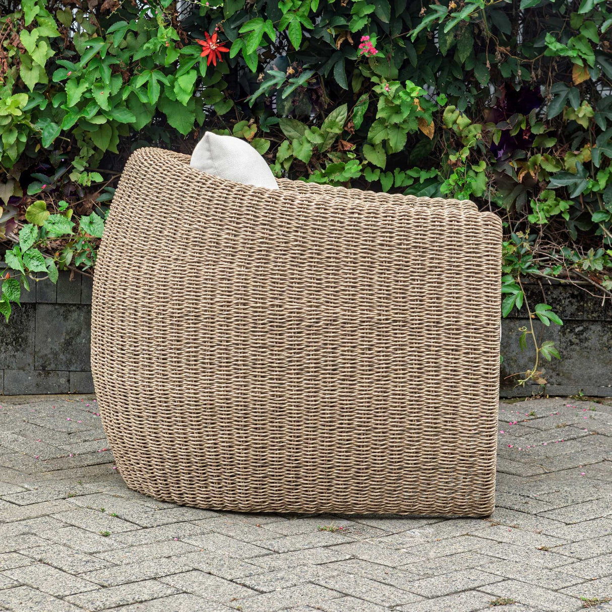 Woven Wicker Outdoor Lounge Chair – Tropic – alternate view 22