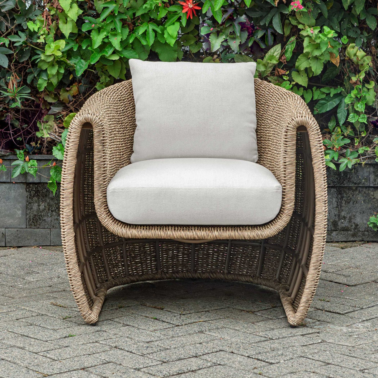 Woven Wicker Outdoor Lounge Chair – Tropic – alternate view 23