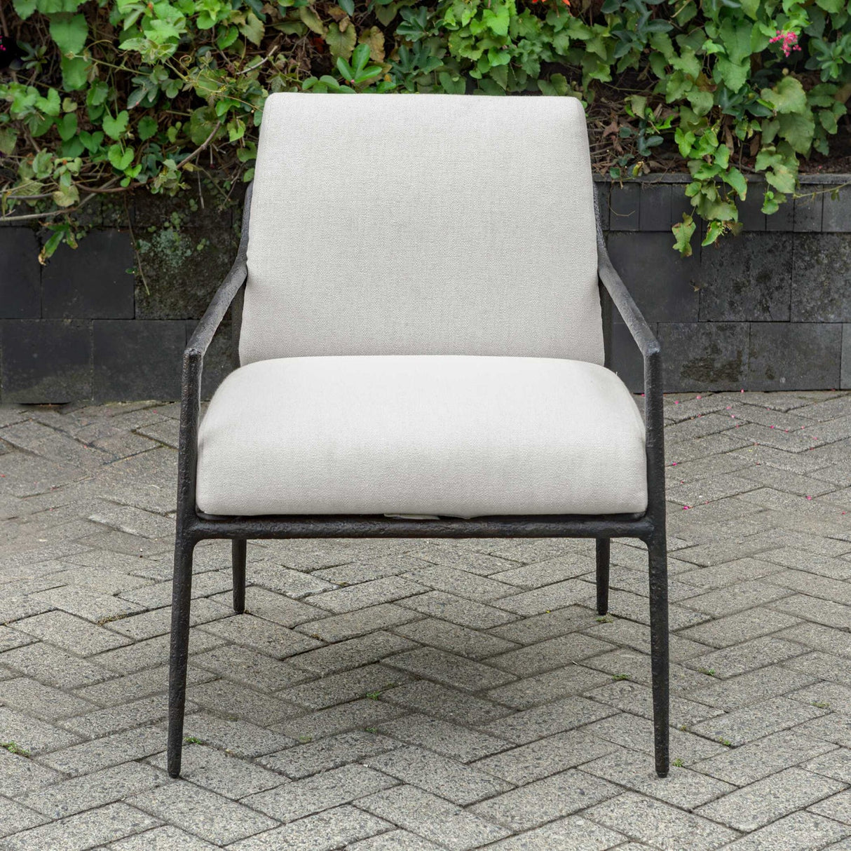 Modern European furniture - White Cushioned Outdoor Lounge Chair - www.oroa.com