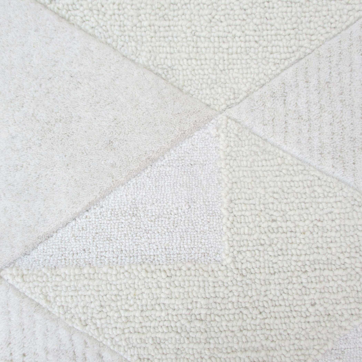 Modern European furniture - Geometric Pattern Tufted Rug 6' x 9' - www.oroa.com