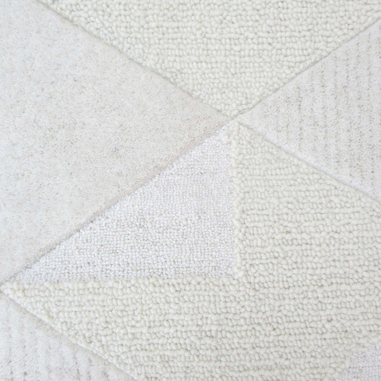 Modern European furniture - Geometric Pattern Tufted Rug 6' x 9' - www.oroa.com
