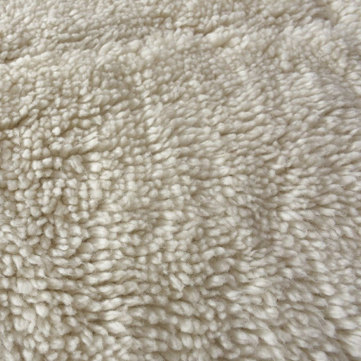 Cream Wool Cutout Rug | Uttermost Miramar - www.oroa.com