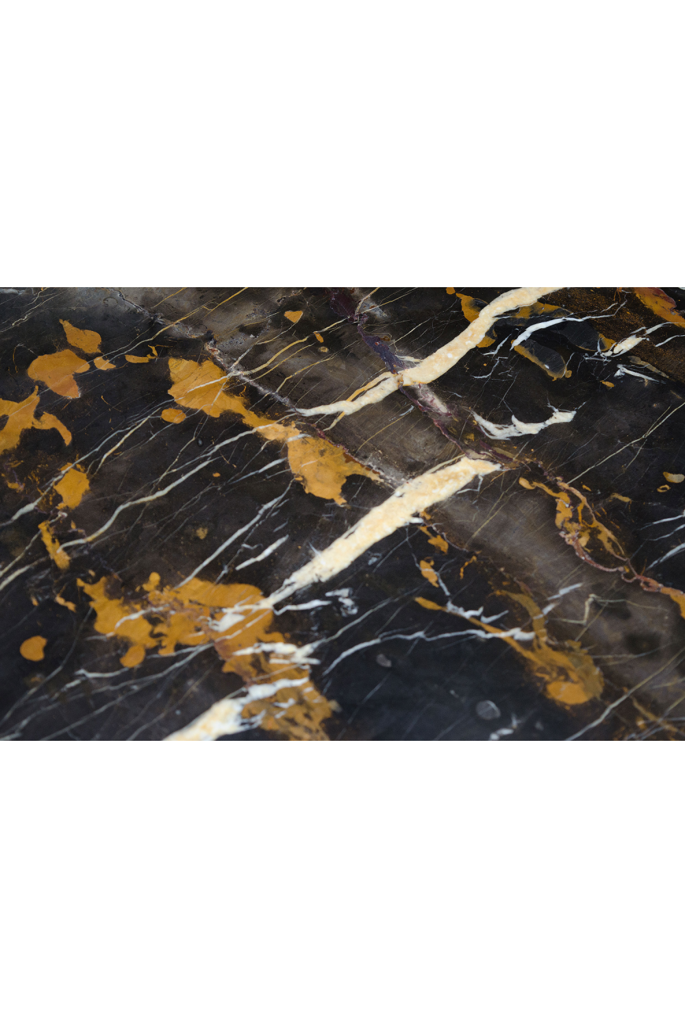 Round Marble Dining Table | Versmissen Razor | Oroa.com