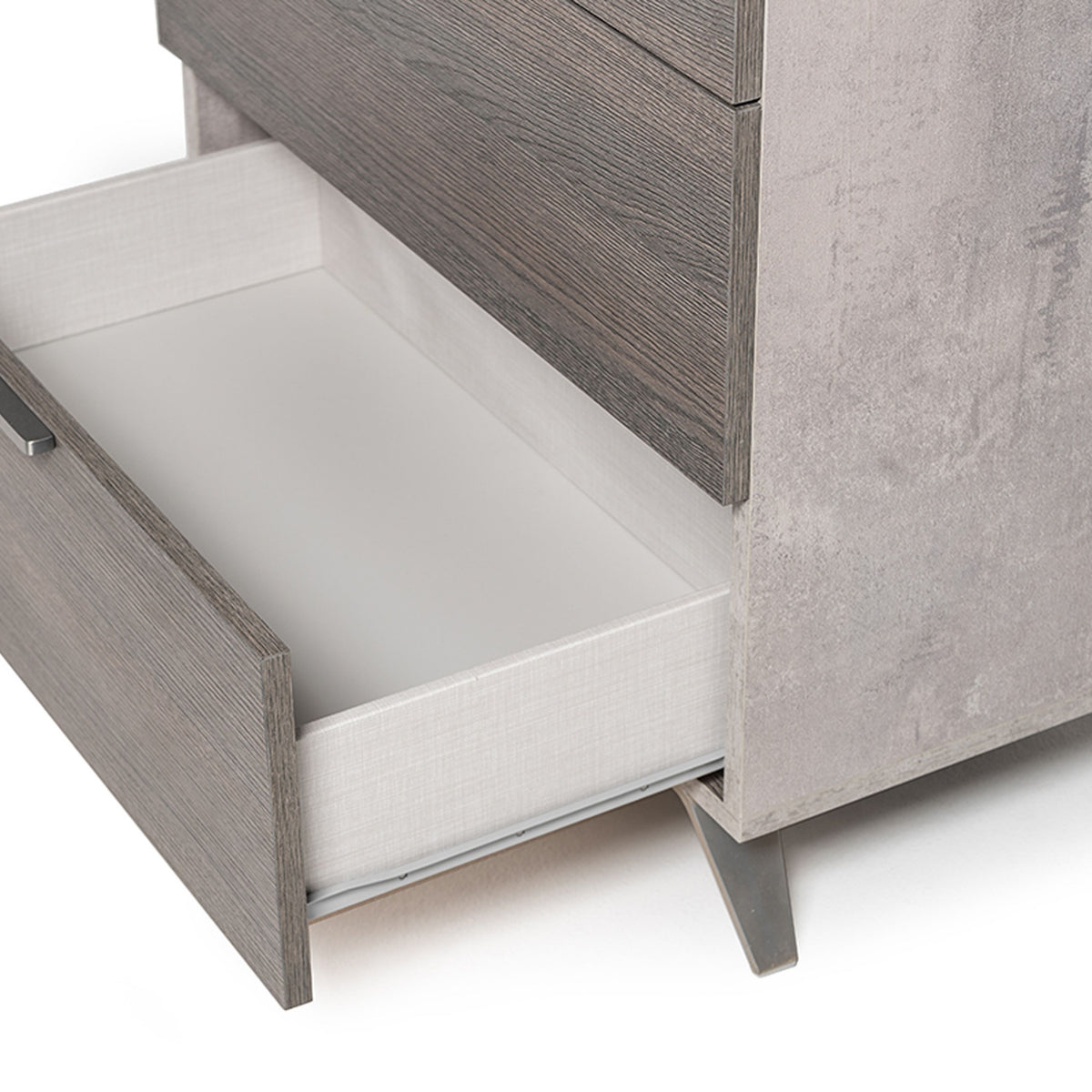5-Drawer Gray Chest | OROA Modern Bronx