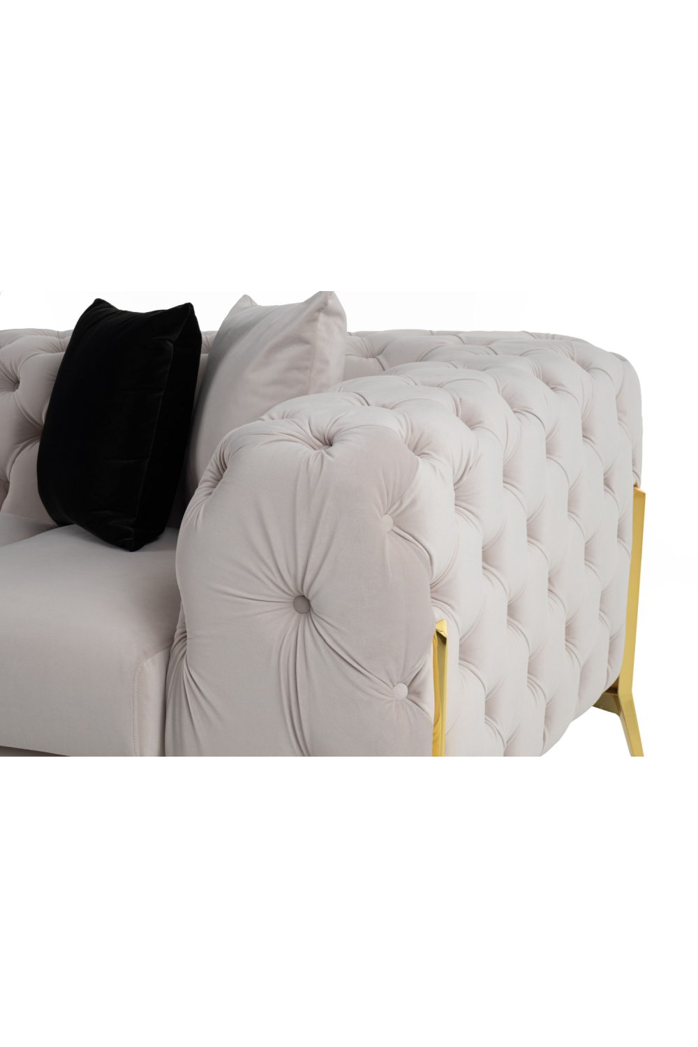 Button-Tufted Velvet Sofa | OROA Modern Clarice | Oroa.com