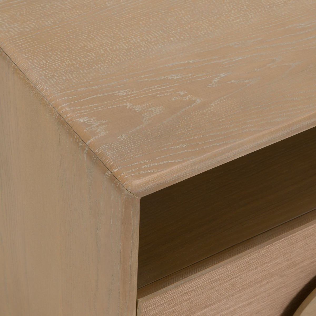 Solid Oak 4-Drawer Dresser | OROA Modern Sergio