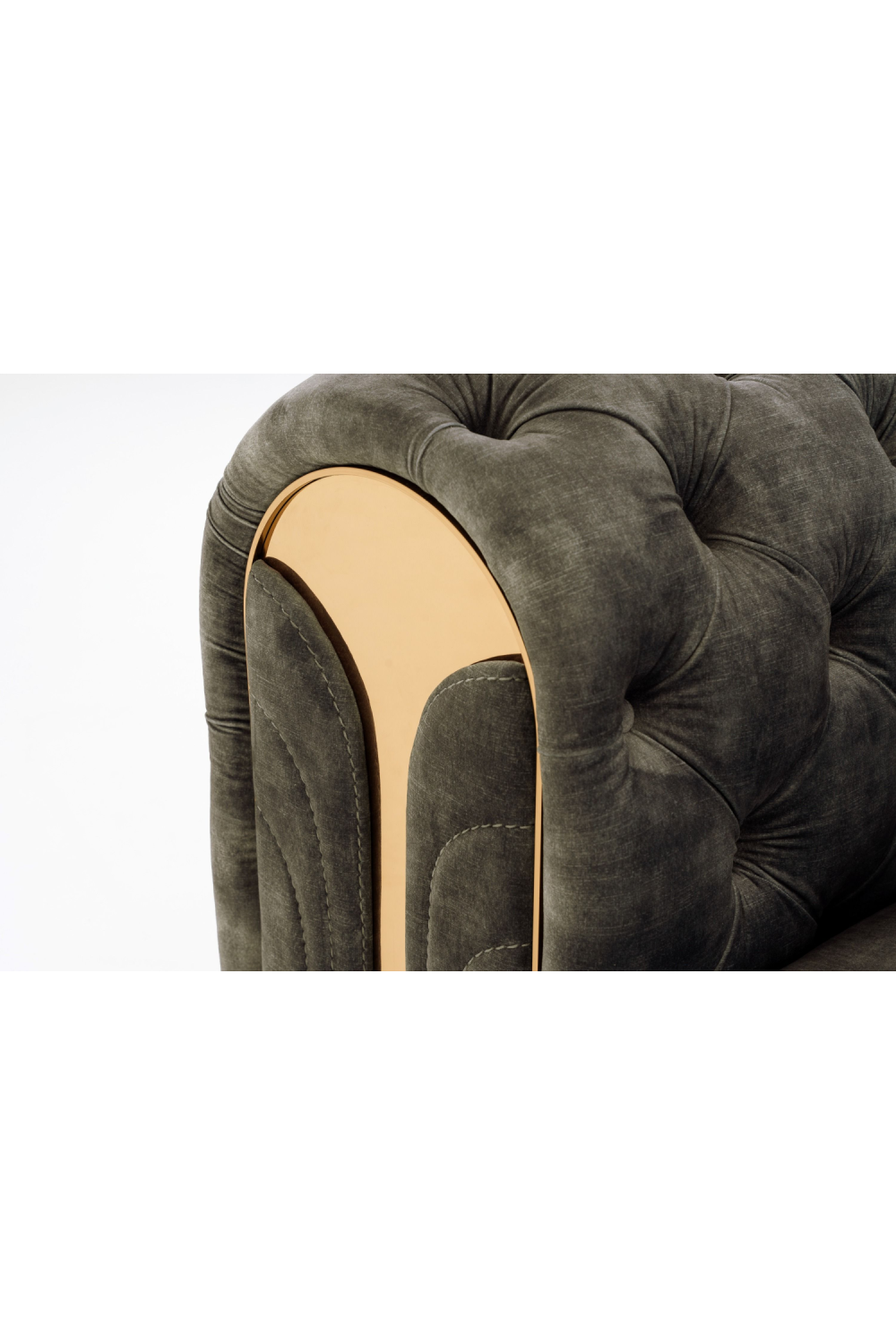 Gray Velvet Tufted Lounge Chair | OROA Modern Dosie | Oroa.com