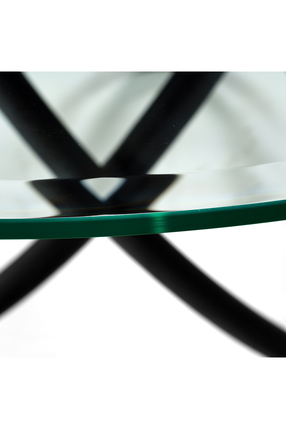 Intertwined Black Base Dining Table | Oroa.com