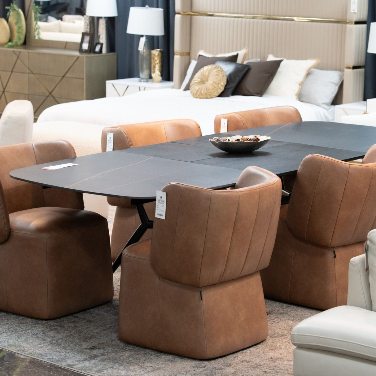 Black Ceramic Extendable Dining Table – Suzie – angled view