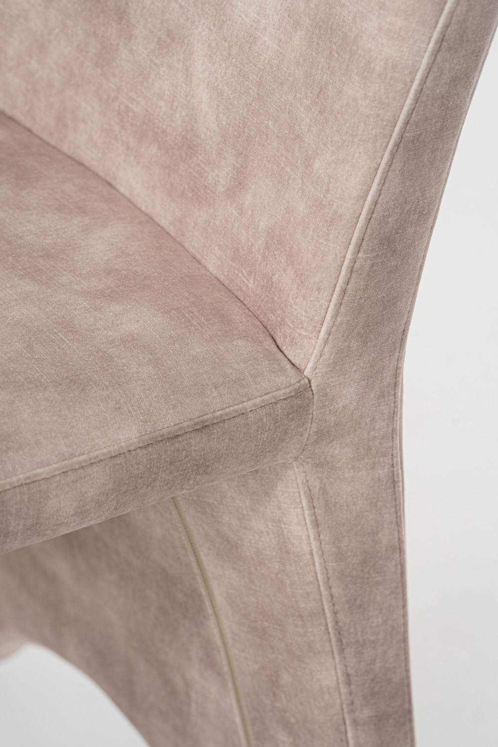 Beige Velvet Dining Chairs (2) | OROA Modern Ditka | Oroa.com