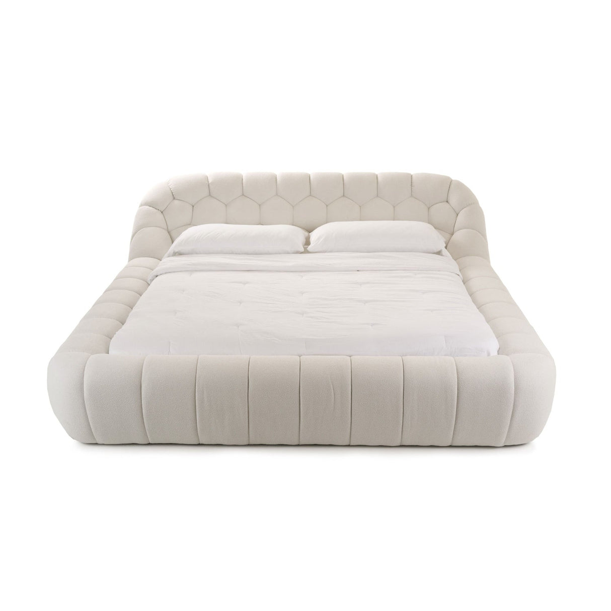 Off-white Hexagonal Tufted Bed | OROA Modern Yolonda | Oroa.com