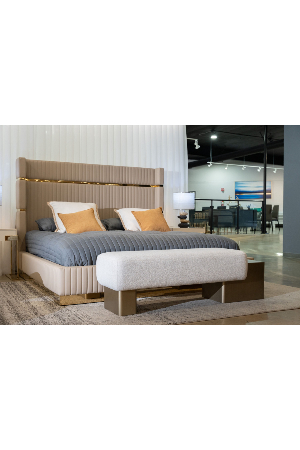 White Fabric Bench | OROA Modern Triumph | Oroa.com