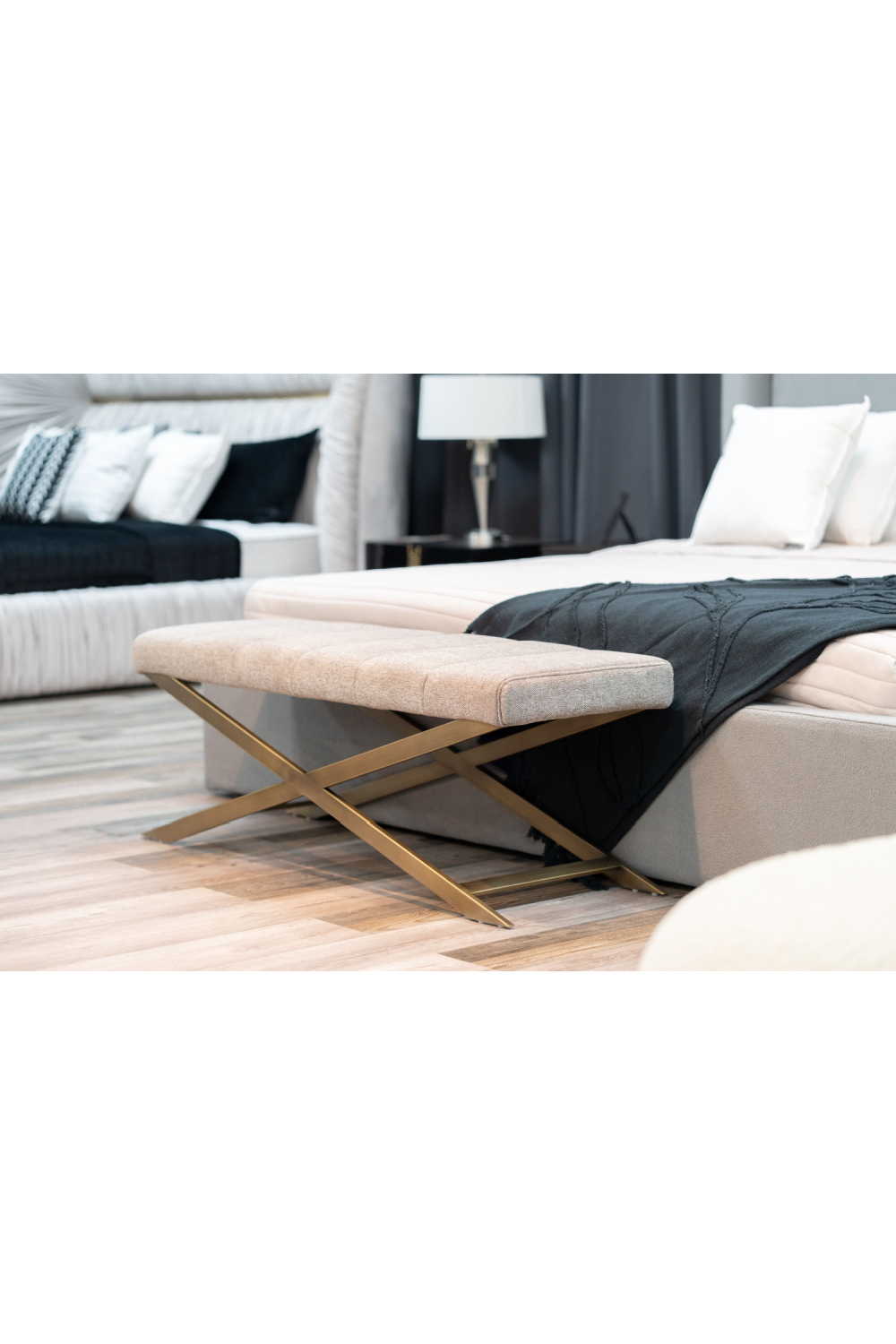 Gray Fabric Bench | OROA Modern Xane | Oroa.com