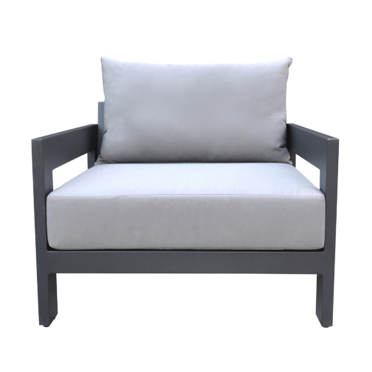 Aluminum-Framed Outdoor Lounge Chair | OROA Modern Wake