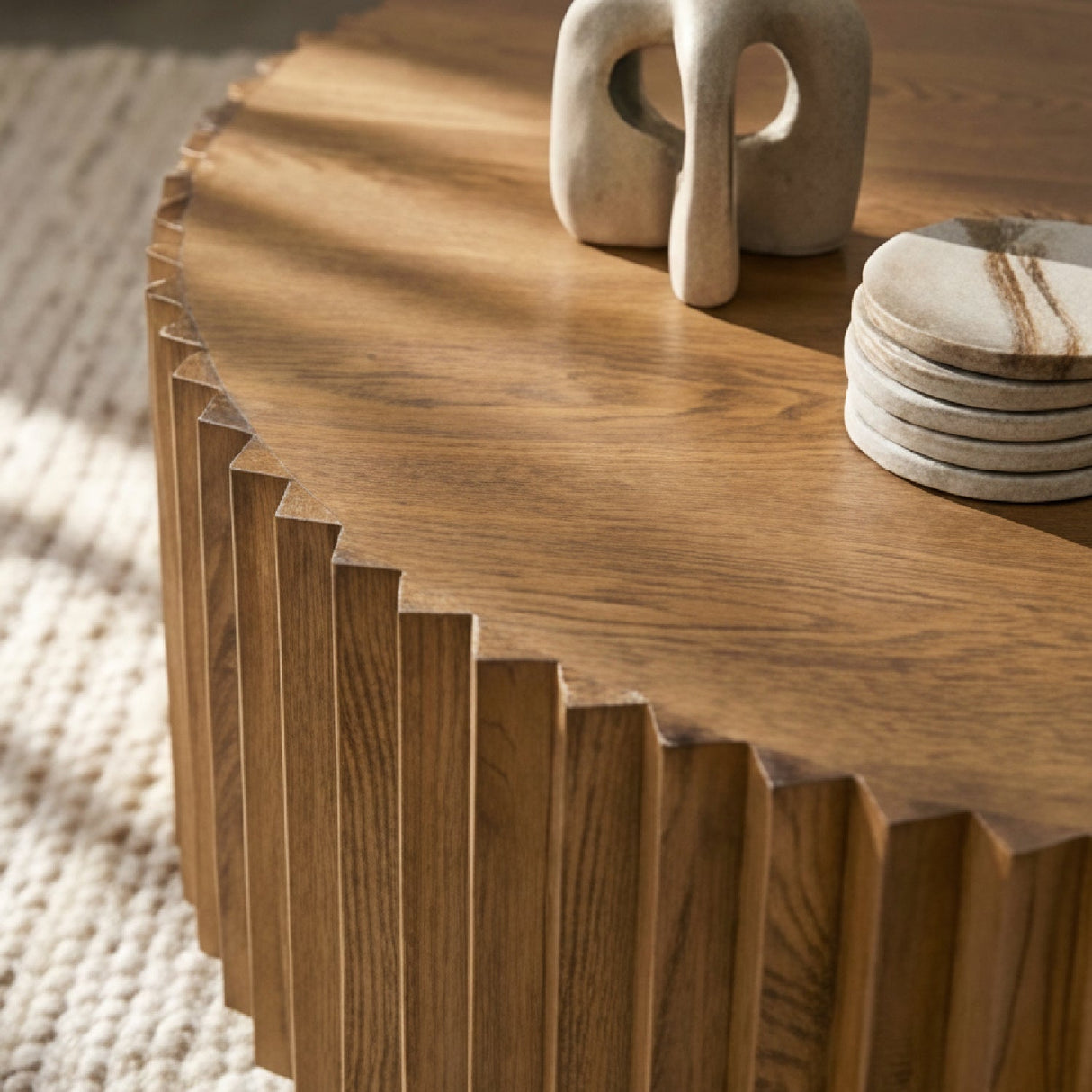 Reeded Walnut Round Coffee Table | OROA Modern Espana | Oroa.com