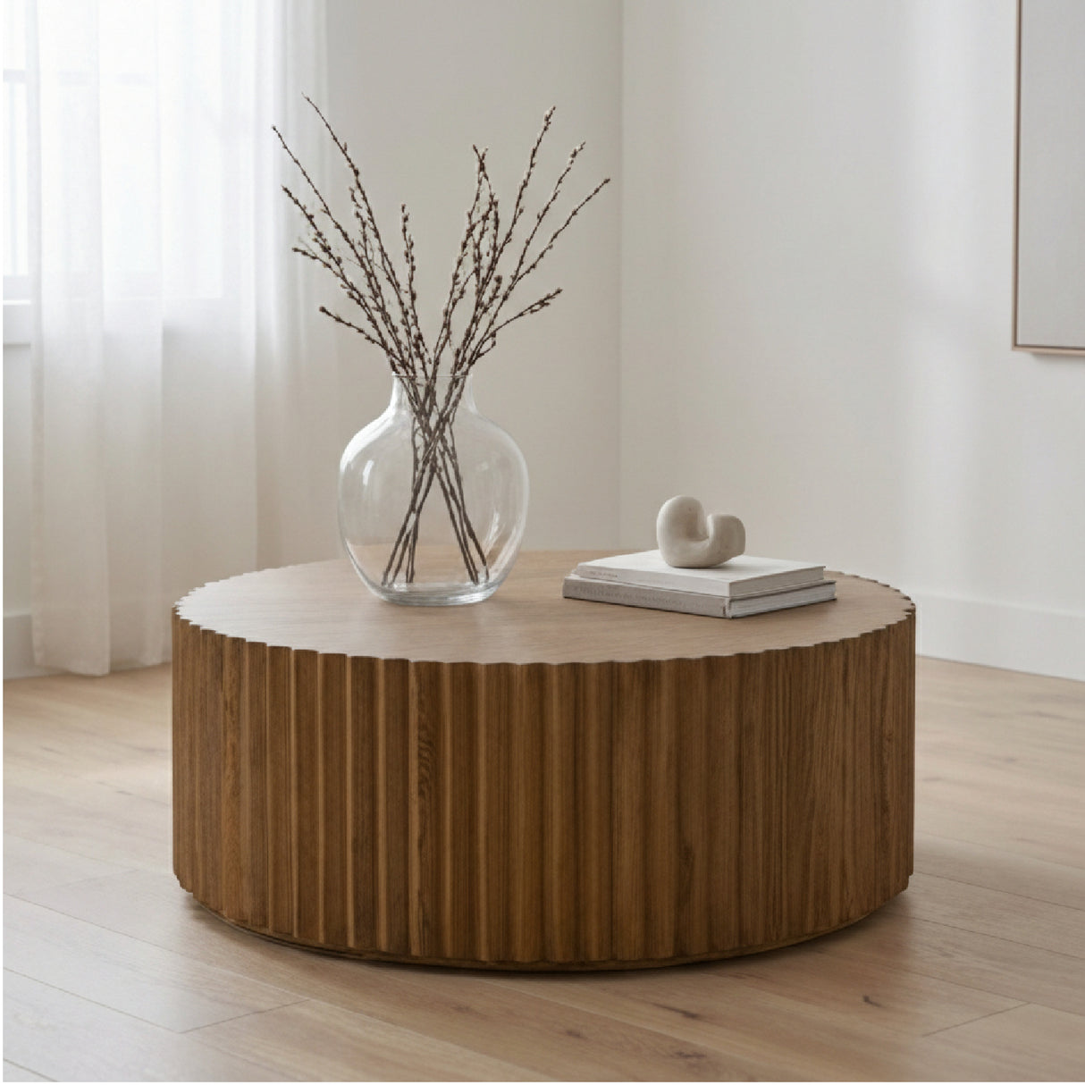 Reeded Walnut Round Coffee Table | OROA Modern Espana | Oroa.com