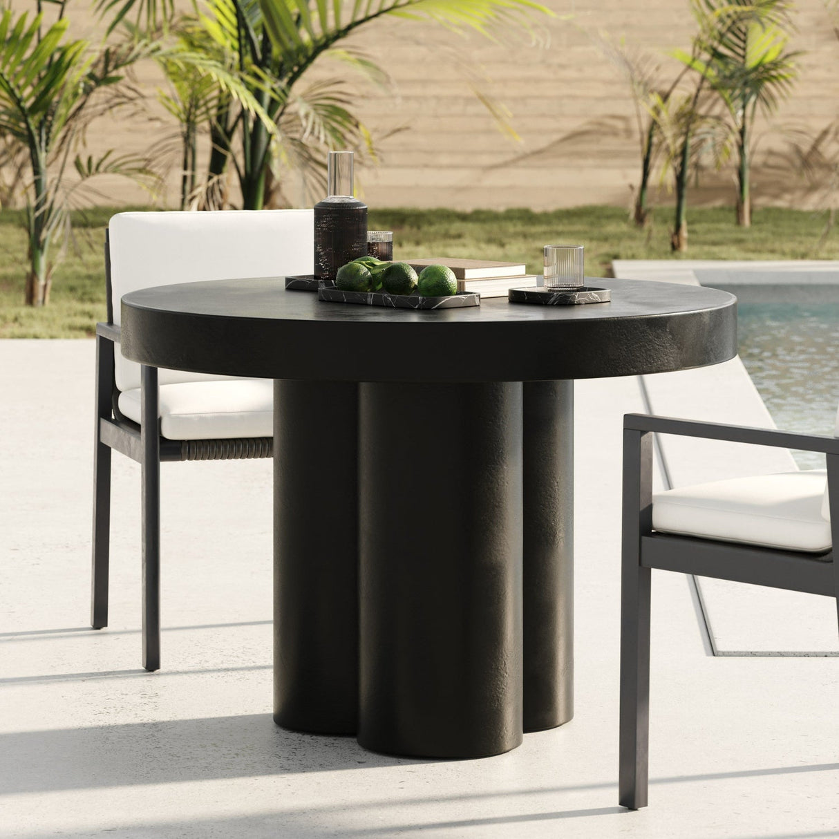 Round Concrete Dining Table – Bruni – alternate view 11