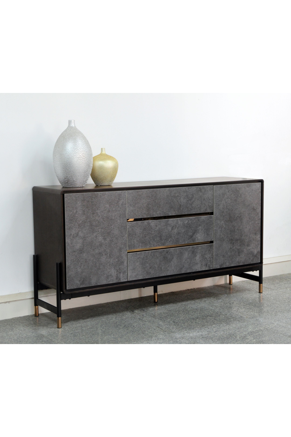 Gray Ceramic Panel Sideboard | OROA Modern Gabrielle | Oroa.com