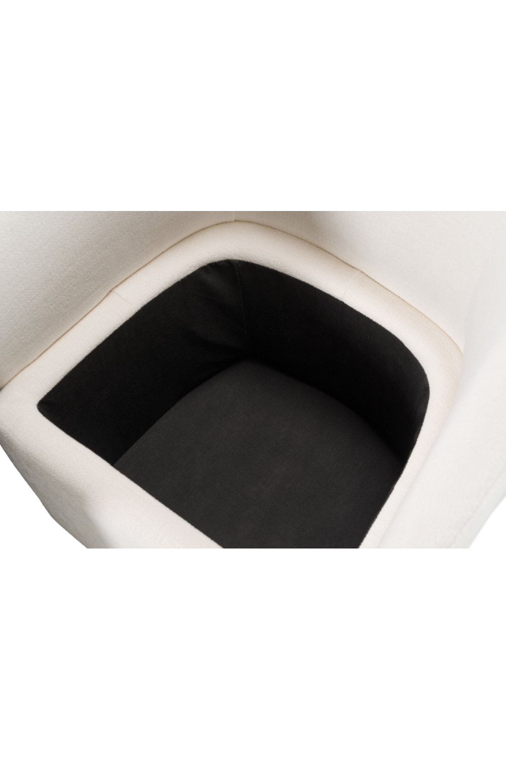 Curved Wheeled Dining Chair | Oroa.com