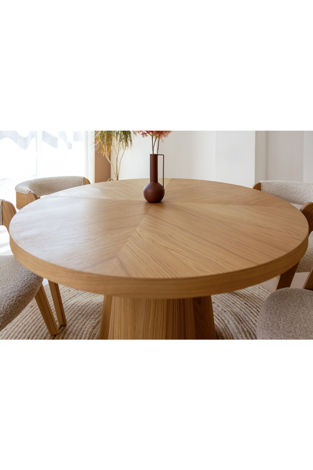 Round Oak Extendable Dining Table | OROA Modern Cloud | Oroa.com
