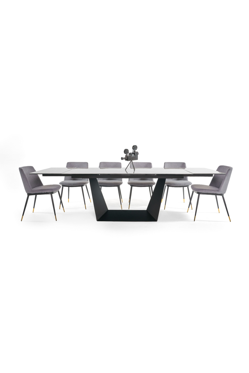 Gray Ceramic Extendable Dining Table | Oroa.com