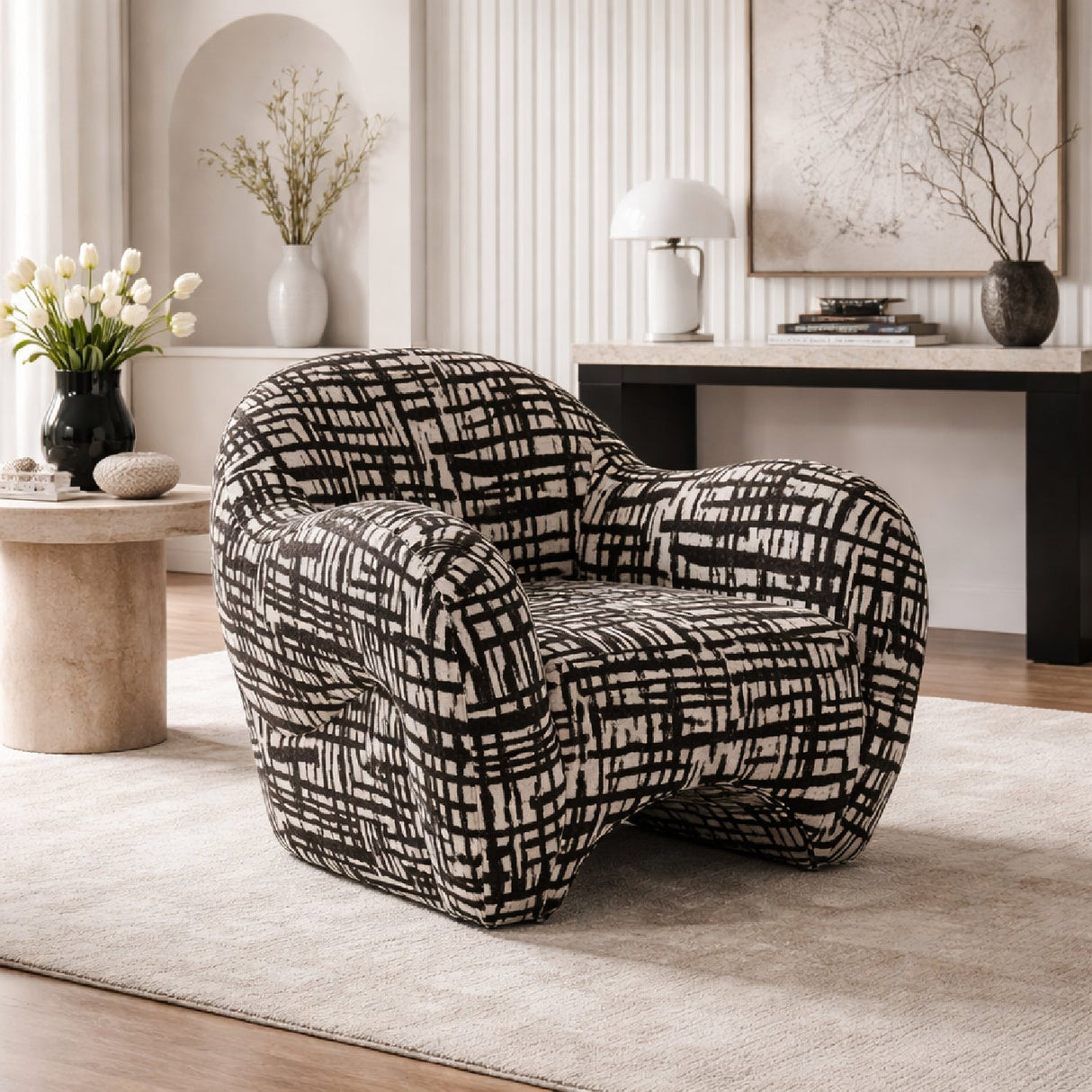 Black & Beige Patterned Accent Chair | OROA Modern Hurd | Oroa.com