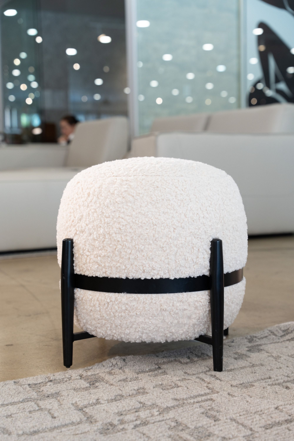 White Sherpa Round Ottoman | OROA Modern Fouston | Oroa.com