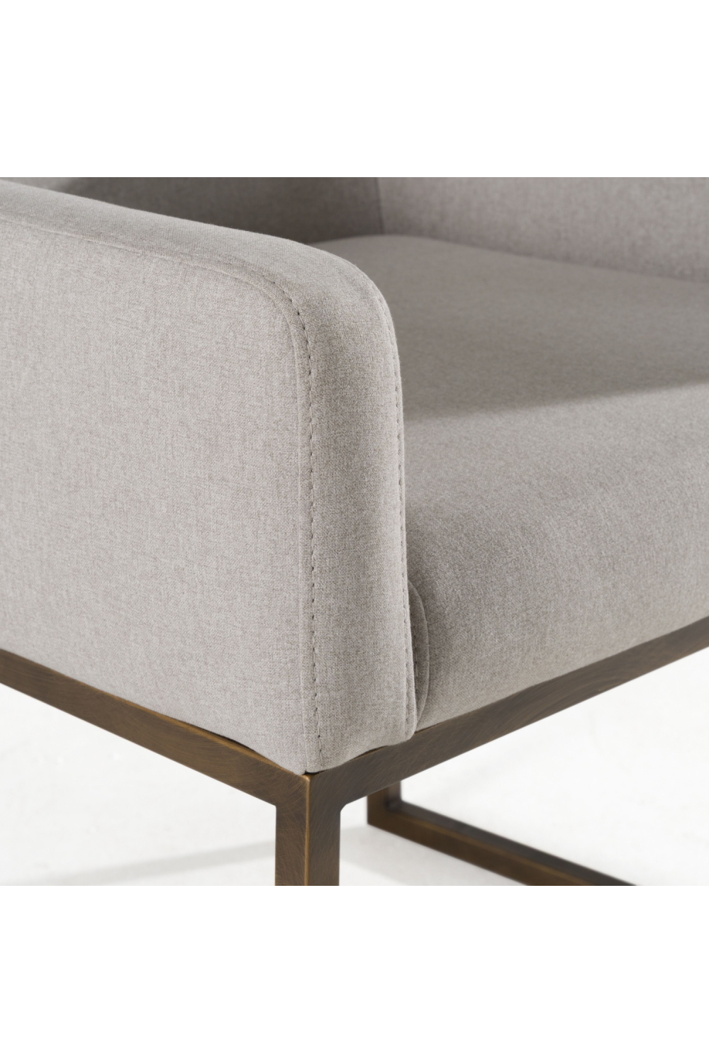 Sloped-Arm Dining Chair | OROA Modern Elijah | Oroa.com