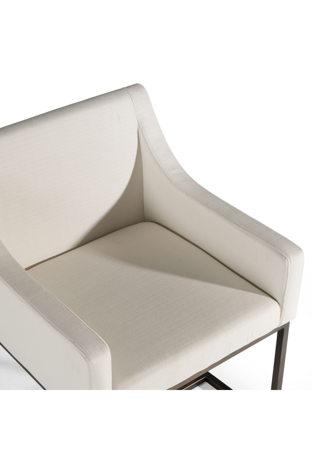 Sloped-Arm Dining Chair | OROA Modern Elijah | Oroa.com