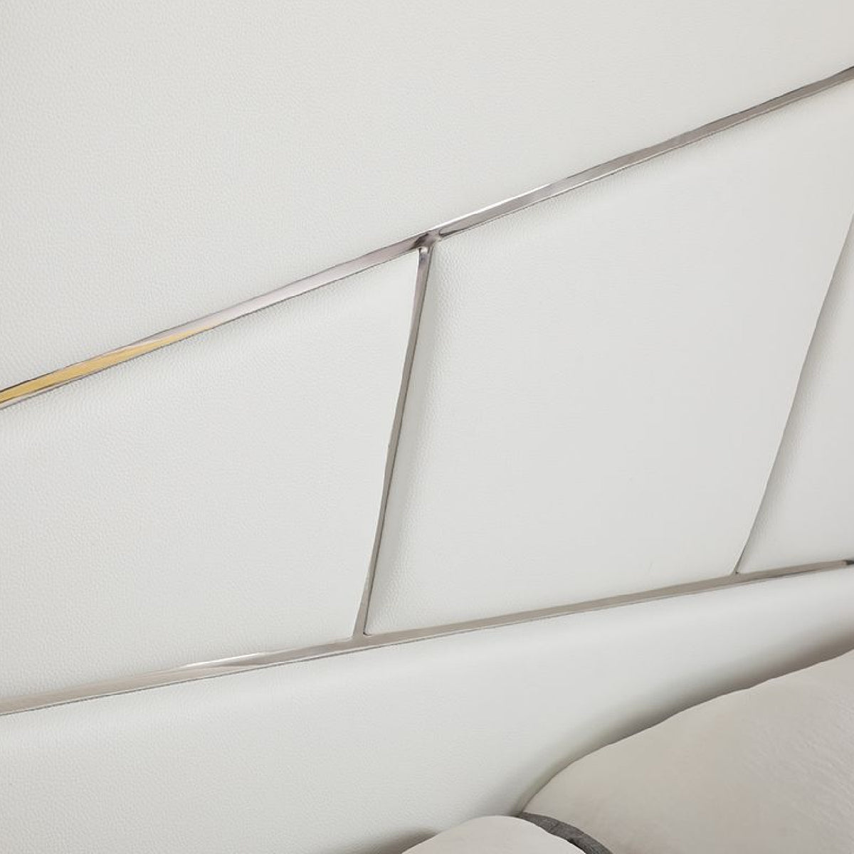 Modern European furniture - White Bonded Leather Bed - www.oroa.com