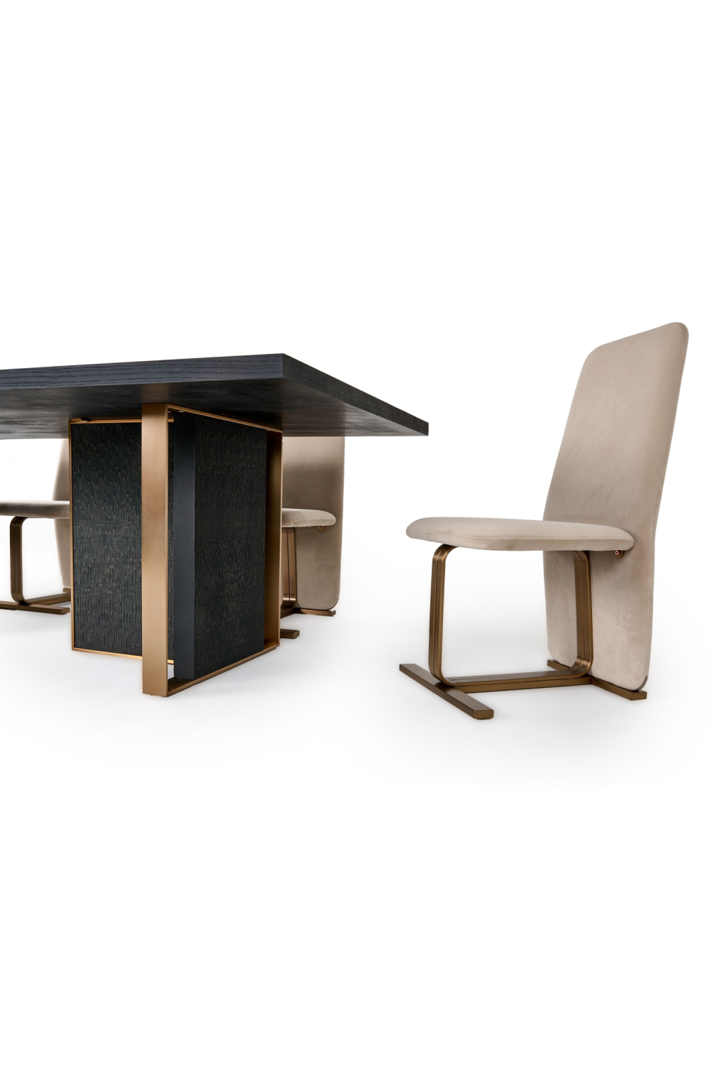 Black Ash Wood Dining Table | Oroa.com