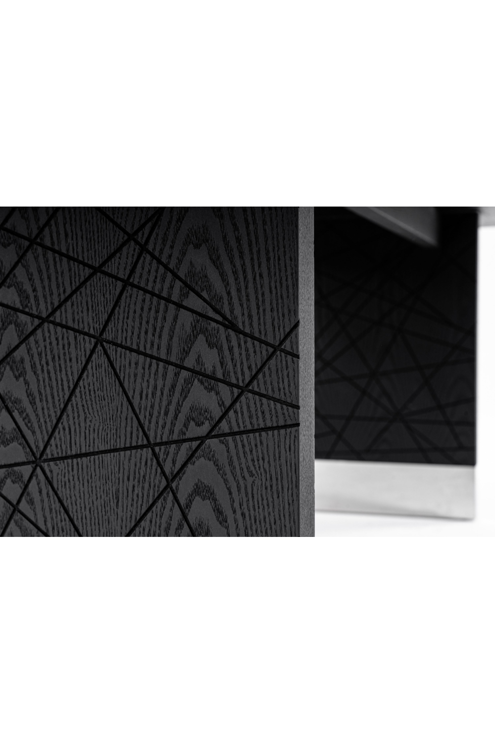 Black Ash Dining Table | Oroa.com