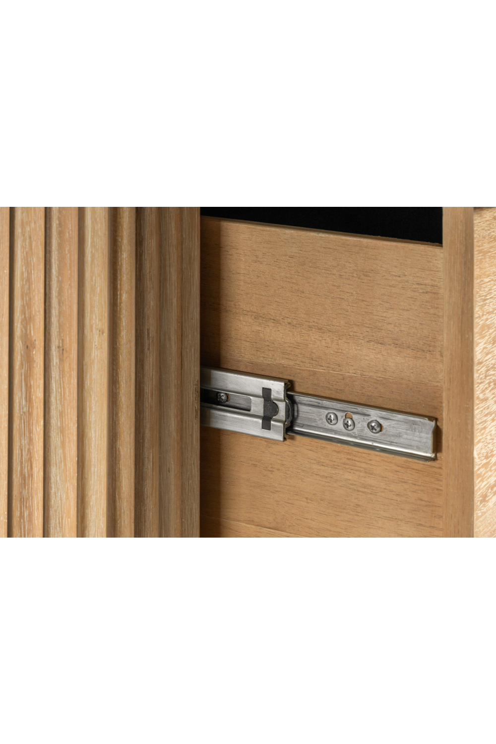 Ribbed Natural Acacia 4-Drawer Chest | OROA Modern | Oroa.com