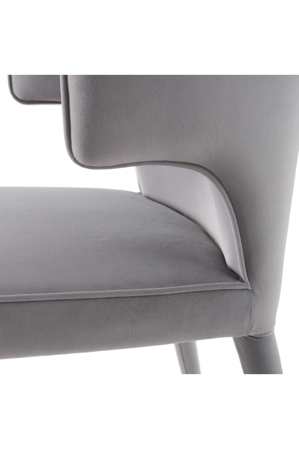 Velvet Contoured-Back Dining Chair | OROA Modern Lucero | Oroa.com