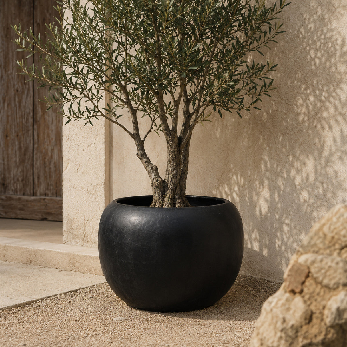 Modern European furniture - Black Terracotta Flower Pot - www.oroa.com | Oroa.com