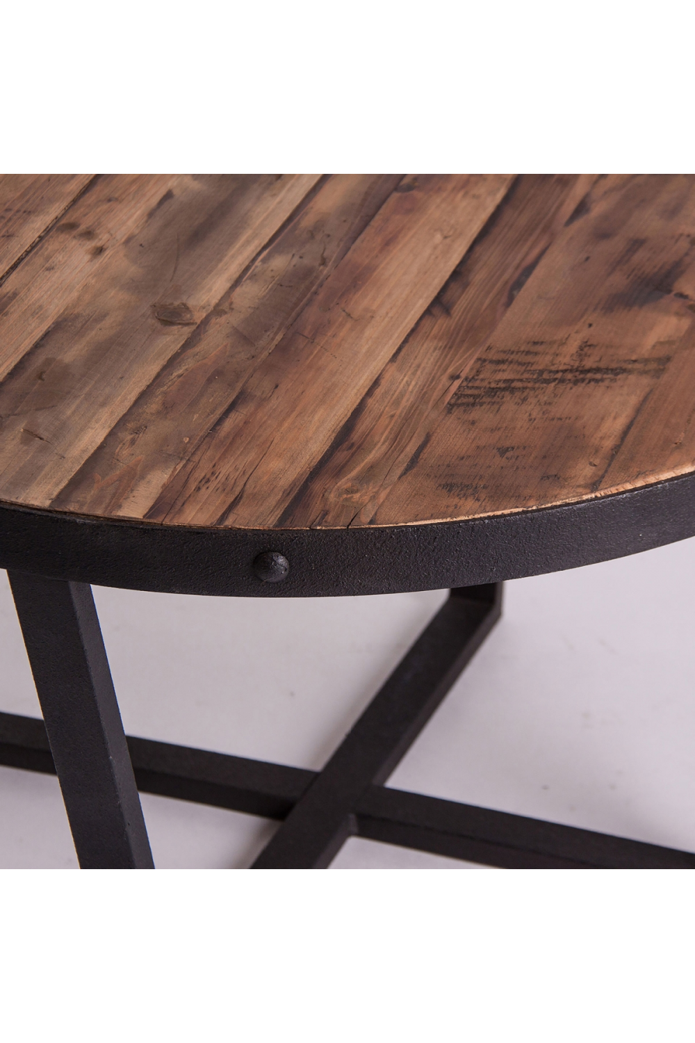 Round Pine Coffee Table | Vical Home Minot | Oroa.com