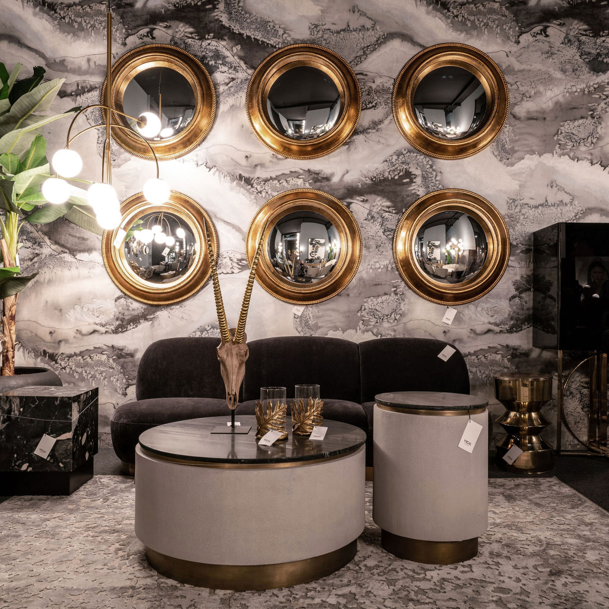 Gold Round Mirror | Oroa.com