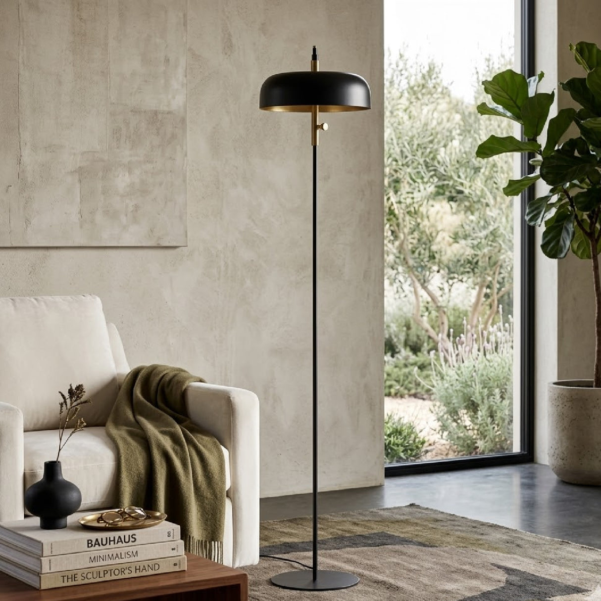 Black Iron Floor Lamp | Oroa.com