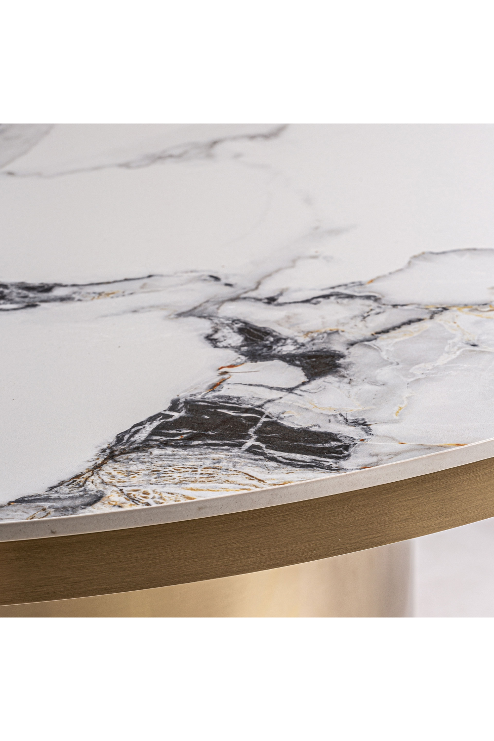 White Round Dining Table | Oroa.com