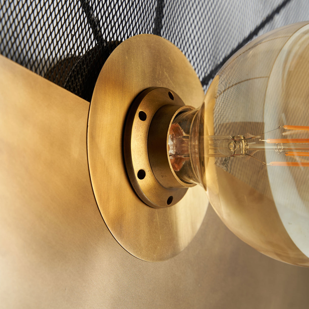 Gold Round Wall Lamp | Oroa.com