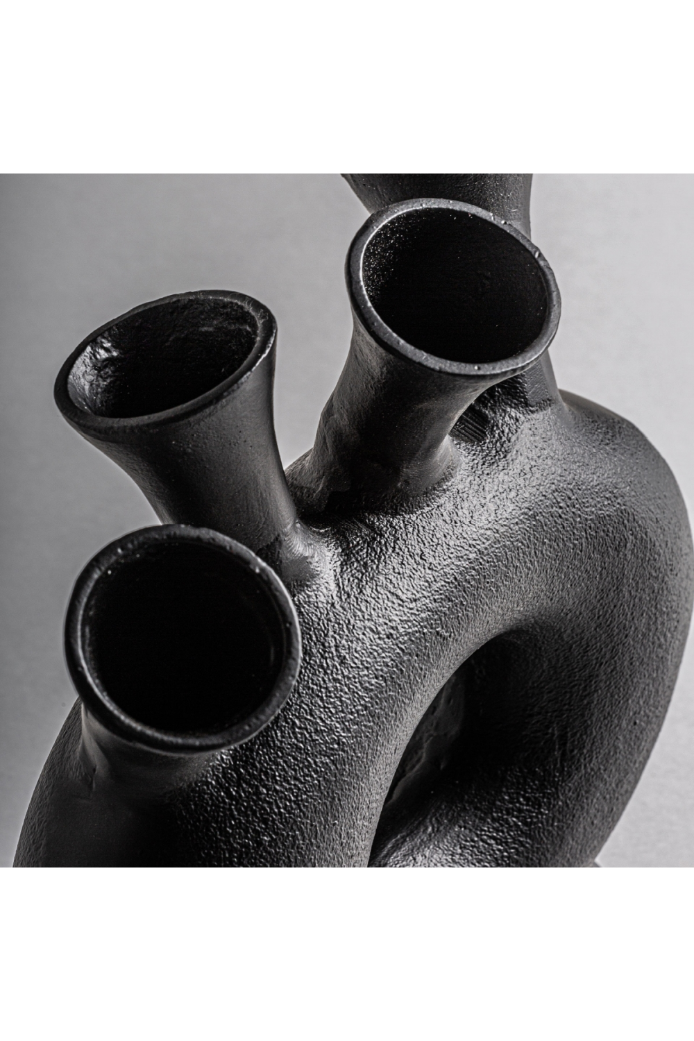 Black Contemporary Decorative Figure | Vical Home Davet | Oroa.com