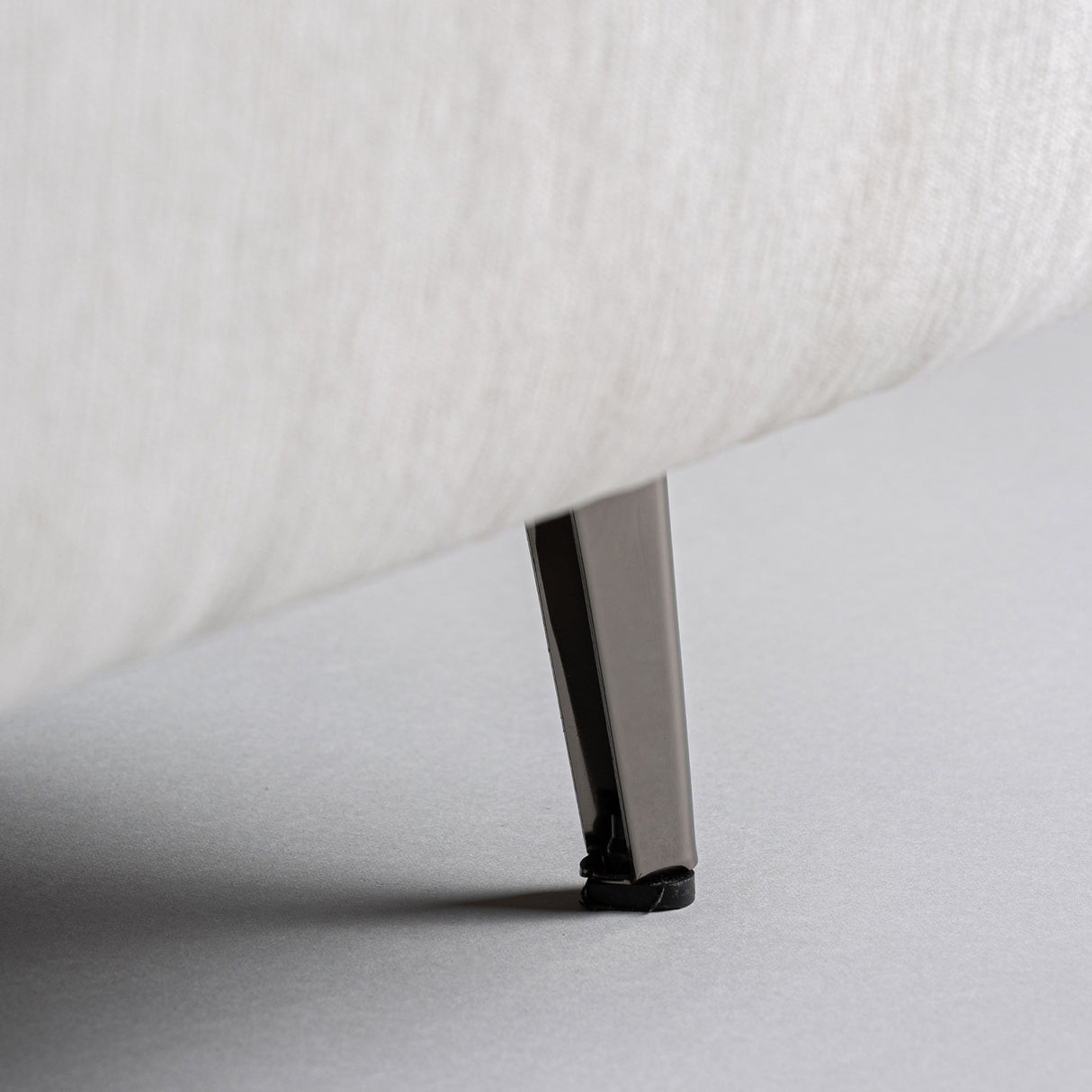 Modern European furniture - Button-Tufted Bed - www.oroa.com | Oroa.com