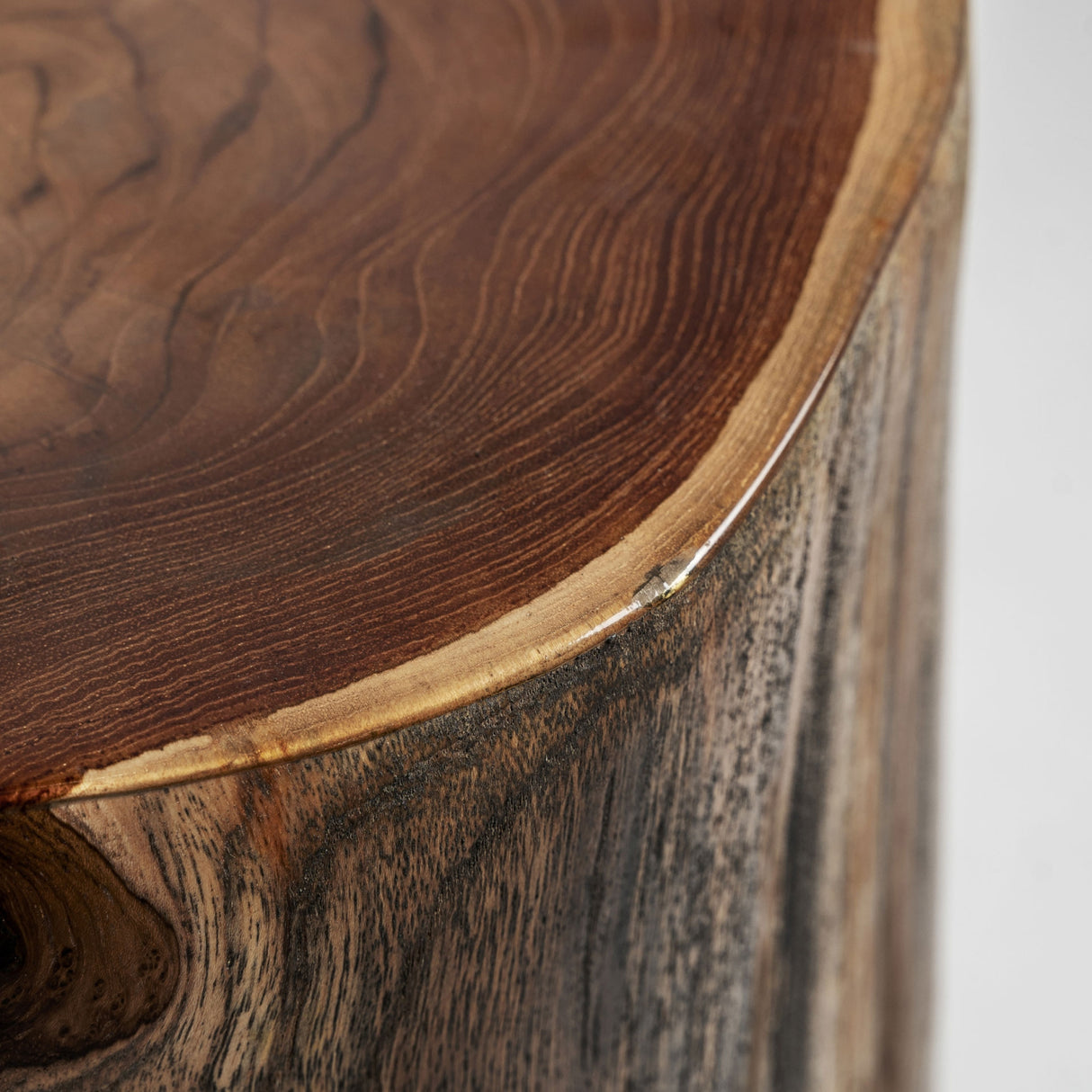 Organic Suar Wood Side Table | Oroa.com