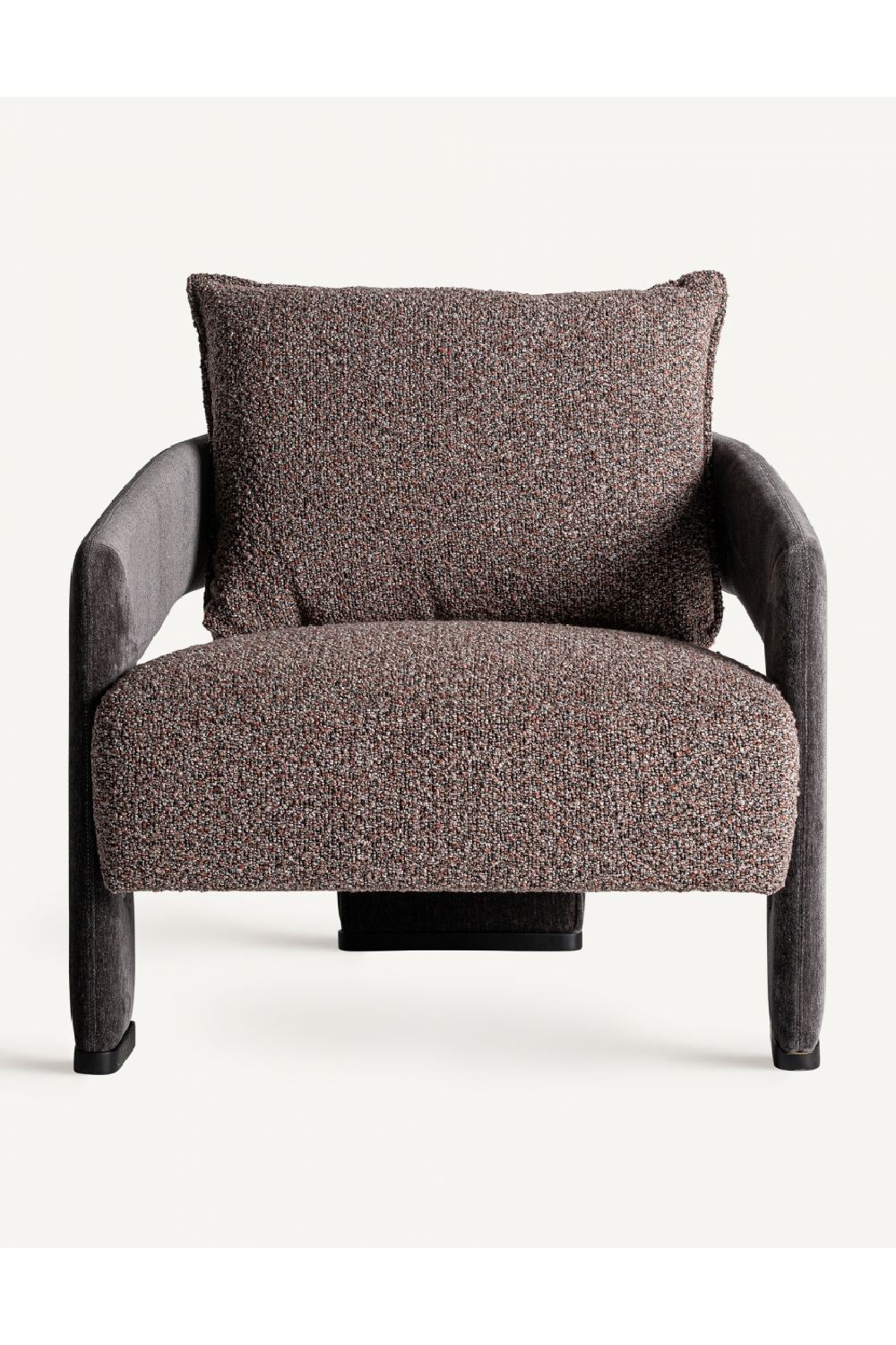 Brown Padded Lounge Armchair | Vical Home Brakel | Oroa.com