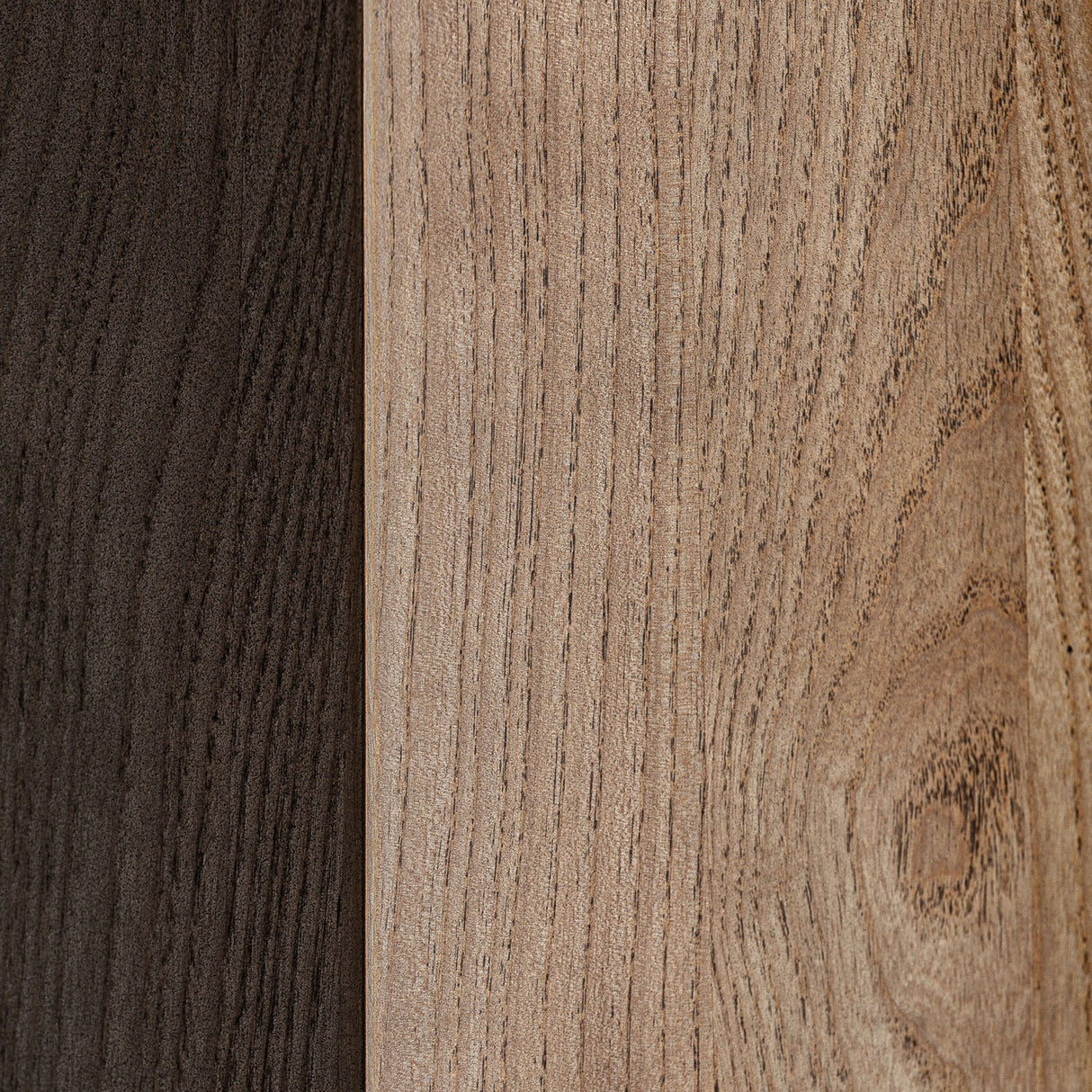 Brown Oak Bar Table | Oroa.com