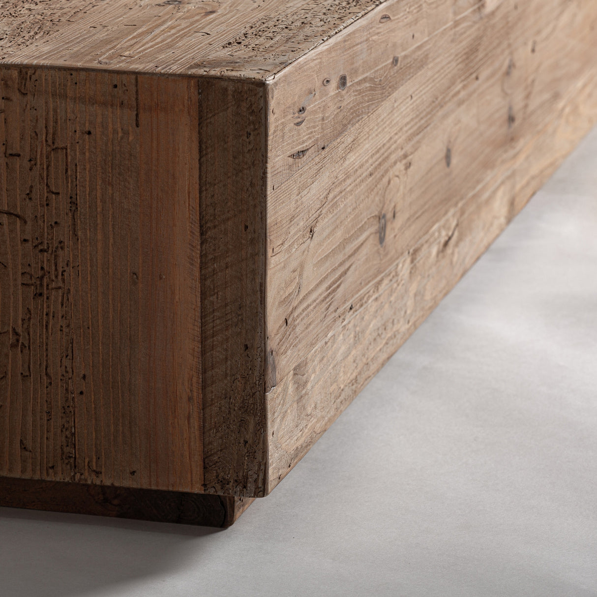 Pine Wood Bed | Oroa.com